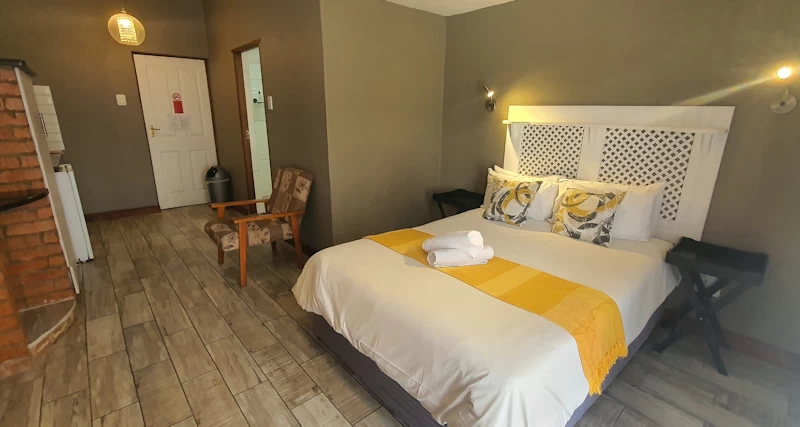 Room 27
